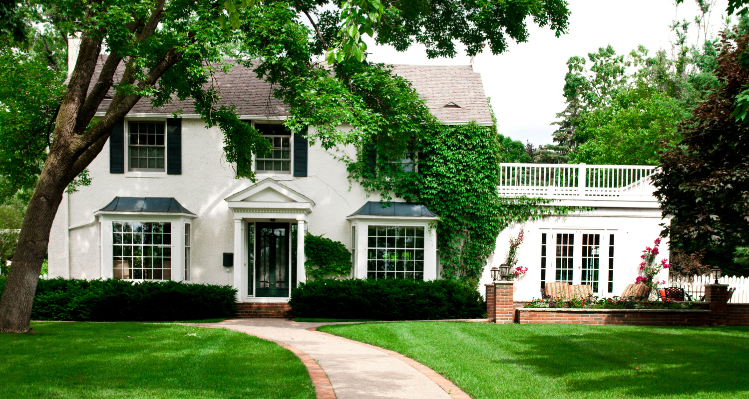 How to Modernize a Colonial Home Exterior